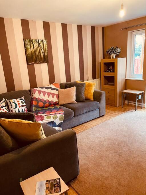Huntingdon Walk To Town Centre, Cosy, Free Parking Villa Exterior photo